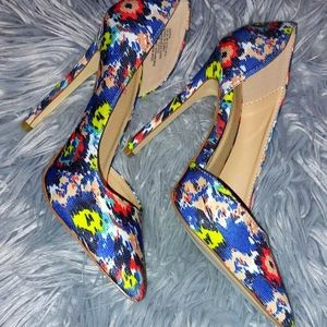 SOLD!!!!! Floral heels